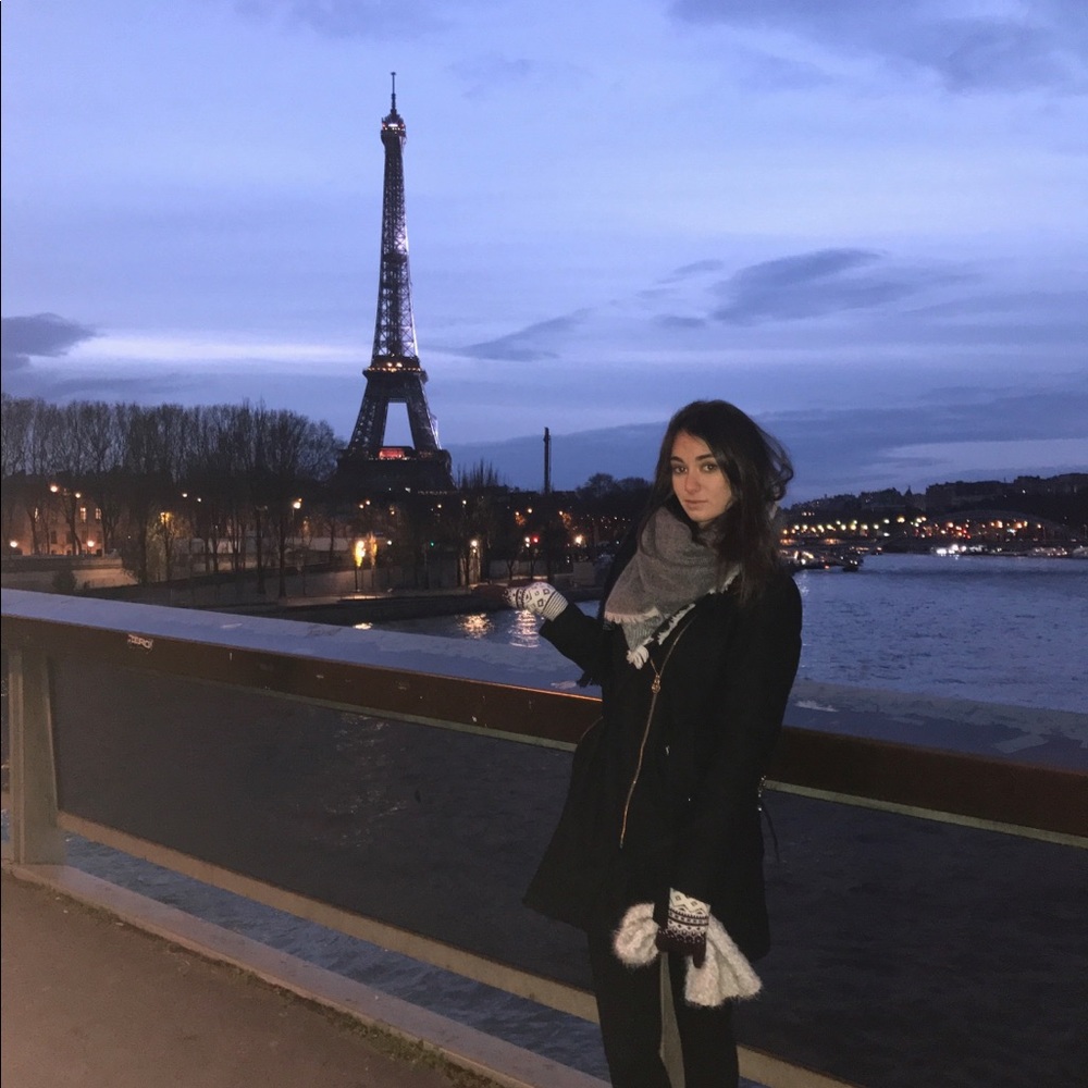 Meet your Posher, Kaitlyn